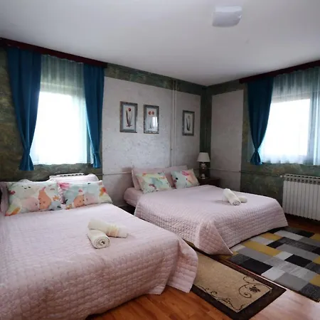 Romansa Apartament *