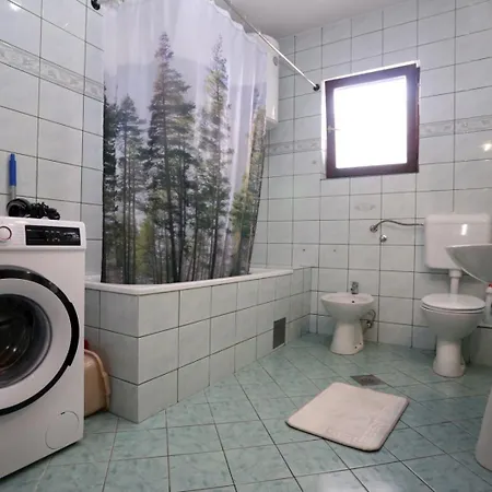 Romansa Apartment *