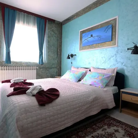 Apartment Romansa *